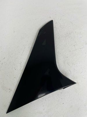 2025-2026 Nissan Murano Spoiler End Molding Trim Winglet - Rear (Used OEM)