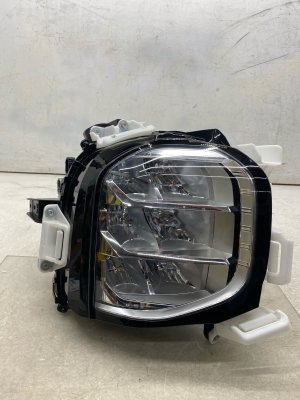 2022-2025 Mitsubishi Outlander Gray LED Headlight Assembly - Front, Right (Passenger) (Used OEM)