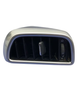 2011-2018 Porsche Cayenne Console Air Vent Outlet - Rear (Used OEM)