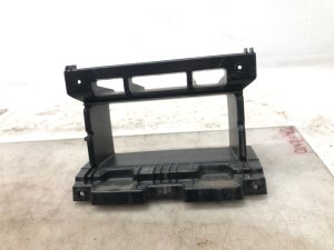 2020-2022 Kia Telluride Bumper Center Reinforced Support Bracket - Front (Used OEM)