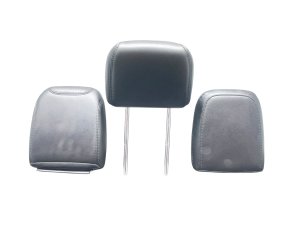 2018-2023 Jeep Wrangler Black Seat Headrest Set with Center Cup Holder - Rear, Right (Passenger) (Used OEM)