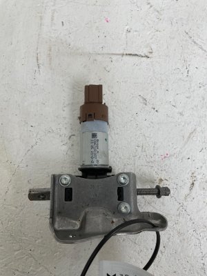 2018-2023 BMW M5 Seat Tilt Adjustment Motor - Front, Left (Driver) (Used OEM)
