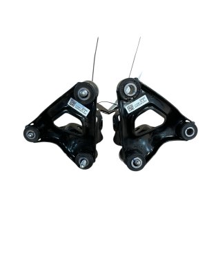  Tesla Model y Electric Drive Motor Mount Set - Front (Used OEM)