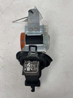 2023-2026 Honda HR-V Center Seat Belt Assembly - Rear, Right (Passenger) (Used OEM)