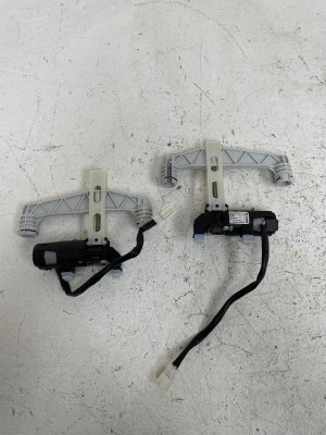 2015-2021 Mercedes-Benz C280 Seat Power Headrest Motor - Front (Used OEM)