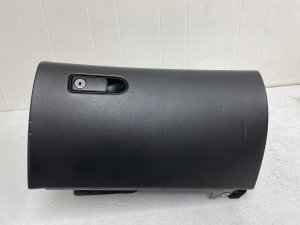 2015-2021 Mercedes-Benz C280 Black Dashboard Glove Box - Front (Used OEM)