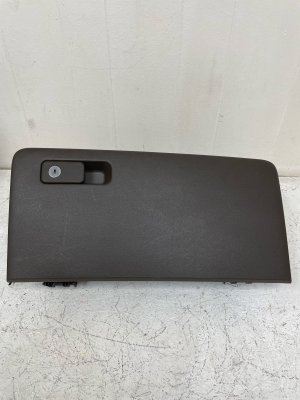 2020-2022 Kia Telluride Brown Illuminated Dashboard Glove Box - Front (Used OEM)