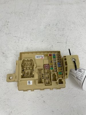 2021-2024 Genesis GV80 Junction Block Fuse Box - Rear (Used OEM)