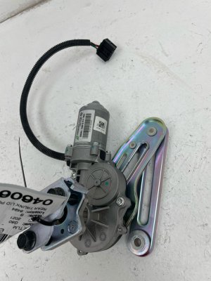 2021-2025 Genesis G80 Power Trunk Lid Lift Motor - Rear (Used OEM)