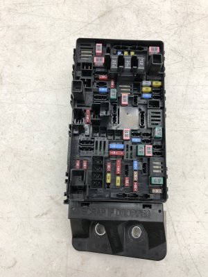 2020-2024 Ram 1500 Center Power Distribution Fuse Box (Used OEM)