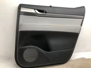 2020-2022 Kia Telluride Gray Door Interior Trim Panel with Sunshade - Rear, Right (Passenger) (Used OEM)