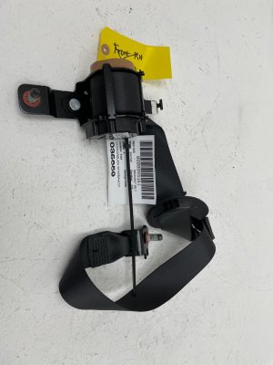 2024-2025 Hyundai Santa Fe Black 3rd Row Seat Belt Assembly - Rear, Left (Driver) (Used OEM)