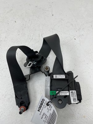 2024-2025 Hyundai Santa Fe 2nd Row Seat Belt Assembly - Rear, Right (Passenger) (Used OEM)