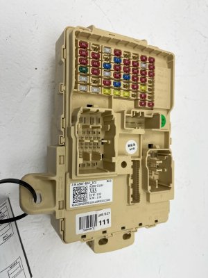 2021 Genesis G80 Interior Cabin Fuse Junction Block Box (Used OEM)