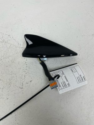 2025 Kia K5 Shark Fin Roof Radio Antenna Assembly (Used OEM)