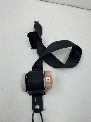 2023-2025 Toyota Crown Middle Seat Belt Assembly - Rear, Right (Passenger) (Used OEM)