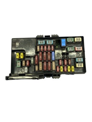 2024-2025 GMC Acadia Cabin Power Distribution Fuse Relay Junction Box (Used OEM)