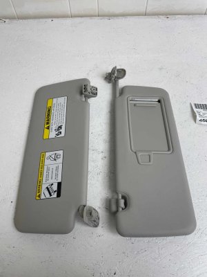 2022-2025 Hyundai Tucson Sun Visor (Used OEM)