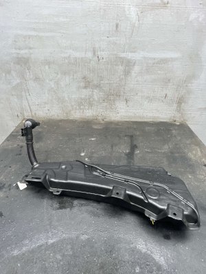 2023-2025 GMC Canyon Washer Fluid Reservoir Assembly with Pump (Used OEM)