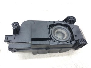 2016-2020 Cadillac CT6 Instrument Panel Center Speaker (Used OEM)