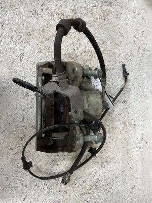 2022-2026 Hyundai Tucson Disc Brake Caliper - Front (Used OEM)