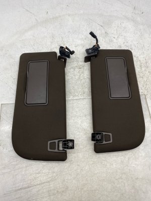 2017-2022 Ford F-550 Super Duty Sun Visor (Used OEM)