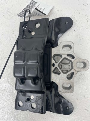 2022-2026 Volkswagen GTI Engine Mount (Used OEM)