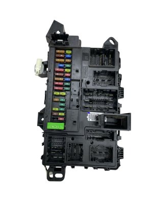 2018-2019 Lincoln Navigator Theft Locking Body Control Module with Automatic Park (Used OEM)