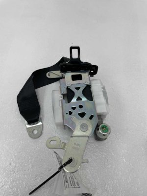 2019-2022 Lexus ES350 Seat Belt Assembly - Rear, Right (Passenger) (Used OEM)