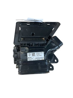 2010-2016 Porsche Panamera Central Lower Floor Air Vent (Used OEM)