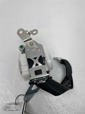2018-2023 Toyota Camry Seat Belt Assembly - Rear, Left (Driver) (Used OEM)