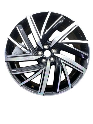 2025-2026 Lincoln Aviator Chrome 22x9.5 5 V-Spoke Machined Chrome Alloy Wheel (Used OEM)