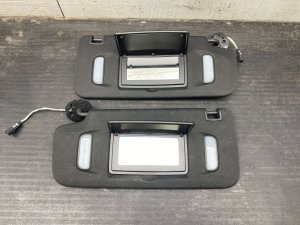 2023-2026 GMC Canyon Jet Black Illuminated Sun Visor Set - Front, Right (Passenger) (Used OEM)