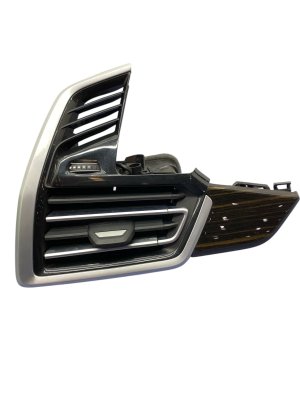 2020-2023 BMW X6 Air Vent Grille with Wood Grain Trim Cover - Front (Used OEM)