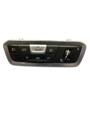 2020-2023 BMW X6 Black Multifunction Headlamp Control Switch (Used OEM)