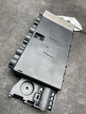 2021-2023 Jaguar F-Pace Positive Battery Terminal Module (Used OEM)