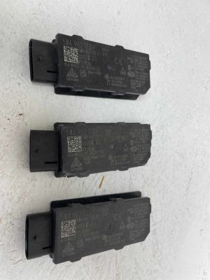 2020-2025 Audi A3 Remote Keyless Entry Antenna Set (Used OEM)