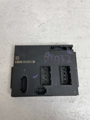2011-2018 Porsche Cayenne Body Control Module - Rear (Used OEM)