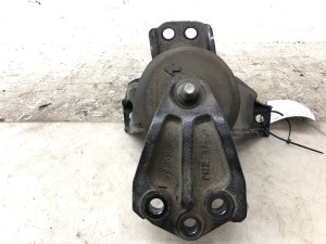 2020-2025 Kia Telluride Engine Mount with Upper Support Bracket - Front (Used OEM)