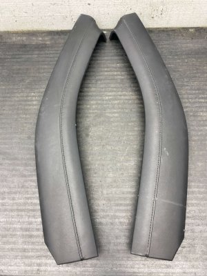 2023-2025 Hyundai Palisade Black Center Console Trim Cover Panel Set - Front (Used OEM)