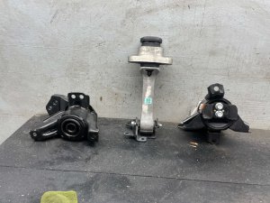 2020-2025 Kia Telluride Engine and Transmission Mount Set (Used OEM)
