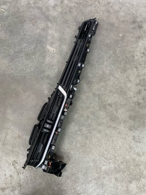 2021-2023 Jaguar F-Pace Left Right and Center AC Air Vent Set - Front (Used OEM)