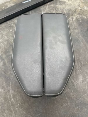2024-2025 Toyota Grand Highlander Black Center Console Armrest Lid Storage Compartment Assembly (Used OEM)