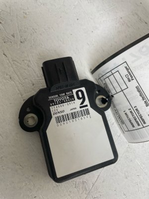 2014-2015 Lexus IS250 Yaw Rate Suspension Sensor Control Module (Used OEM)