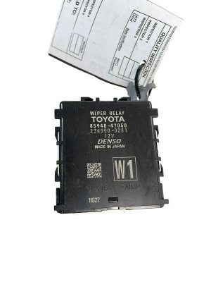 2023-2025 Toyota Prius Windshield Wiper Relay Control Module (Used OEM)