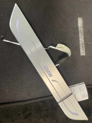 2016-2022 BMW 740i Illuminated Door Sill Step Plate Trim Panel - Front (Used OEM)
