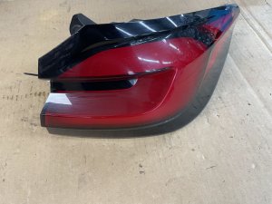 2021-2023 BMW 530i Standard Taillight Assembly - Rear, Right (Passenger) (Used OEM)