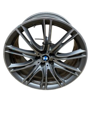 2016-2022 BMW 740i 20x10 Machined Painted Aluminum Wheel (Used OEM)