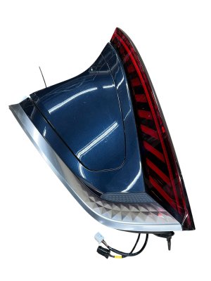2022-2024 Kia EV6 LED Quarter Mounted Taillight Assembly - Rear, Right (Passenger) (Used OEM)