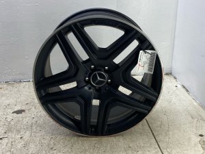 2015-2016 Mercedes-Benz GL550 Black 21x10 AMG Black Painted Machined Lip Alloy Wheel (Used OEM)
